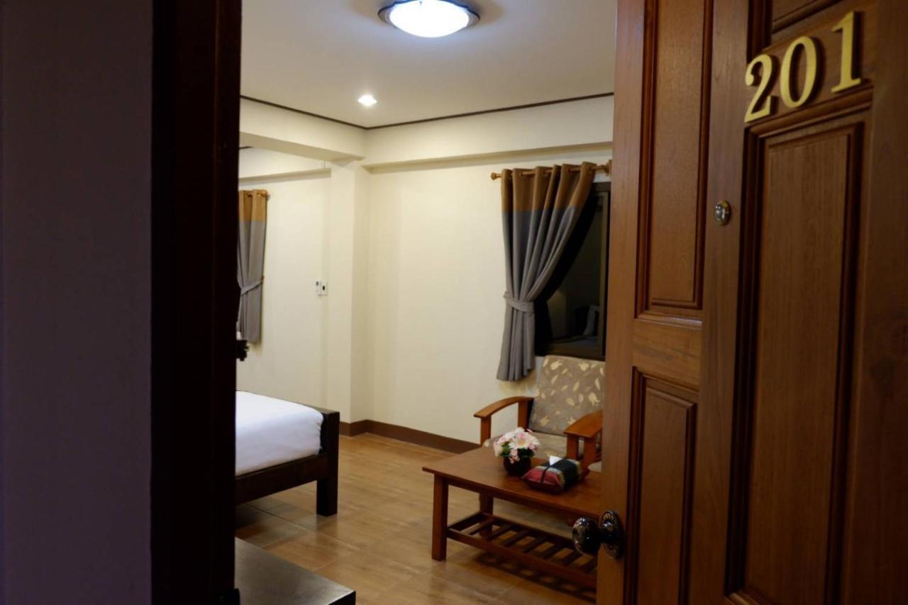 Nanbaankhun Hotel מראה חיצוני תמונה
