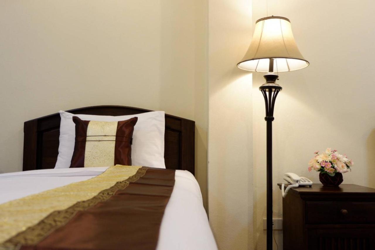 Nanbaankhun Hotel מראה חיצוני תמונה
